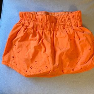 Lululemon breeze by skirt size 2